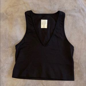 Black aurora crop tank size medium